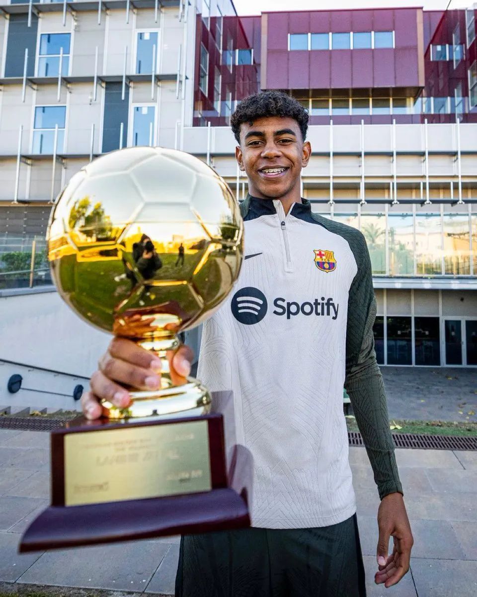 弗拉霍维奇面临长时间休战，意媒：尤文正在关注吉拉西（弗拉霍维奇或将长期伤停，意媒称尤文盯上吉拉西）