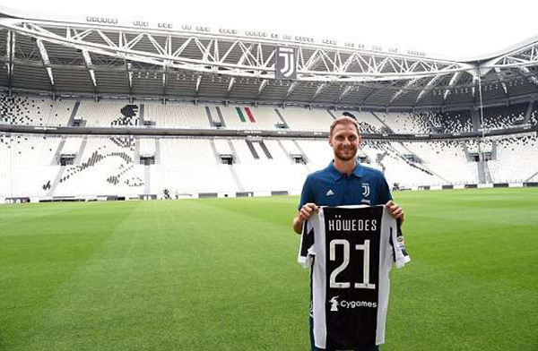 天空体育：热刺想纯租借帕利尼亚，不包含任何买断条款（天空体育：热刺拟仅租借帕利尼亚，合同不含买断选项）